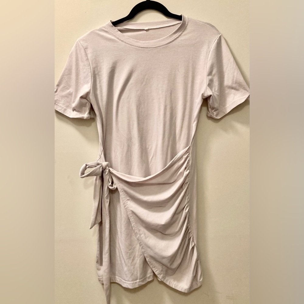 Halara dress size large, mint green and a khaki